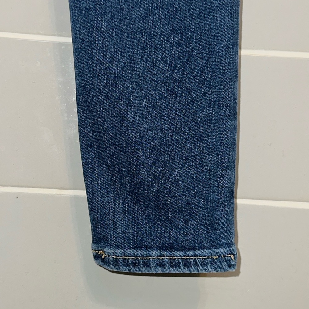Levi’s 720 High Rise Super Skinny Jeans - Picture 15 of 17